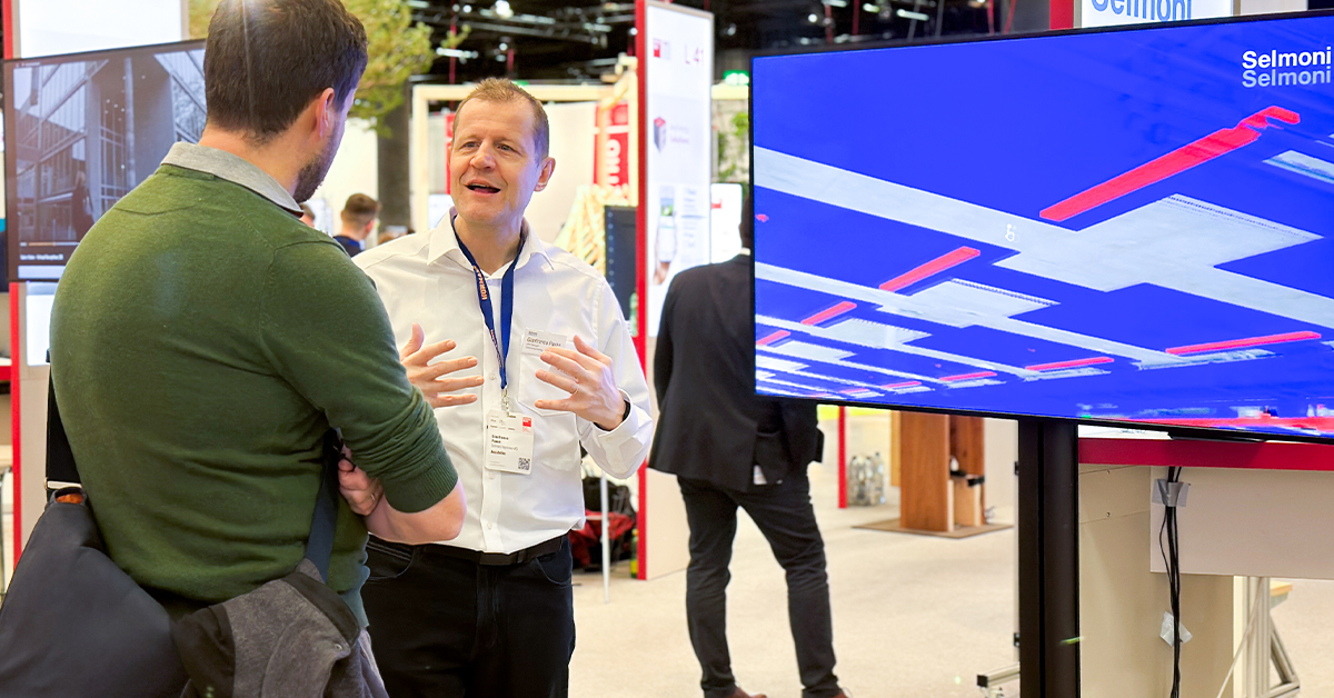 Kundengespräch an unserem Selmoni Stand an der Swissbau 2024